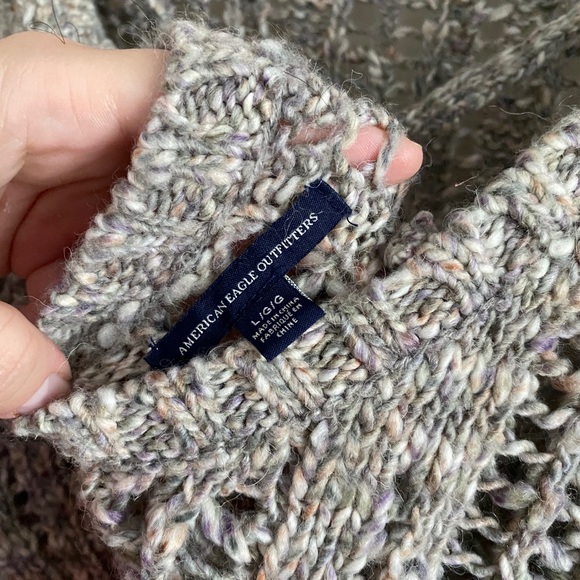 American Eagle Oversize Sweater - Picture 5 of 5